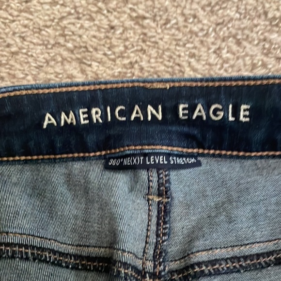 American eagle dark wash skinny jeans size 10 long. - Picture 5 of 5